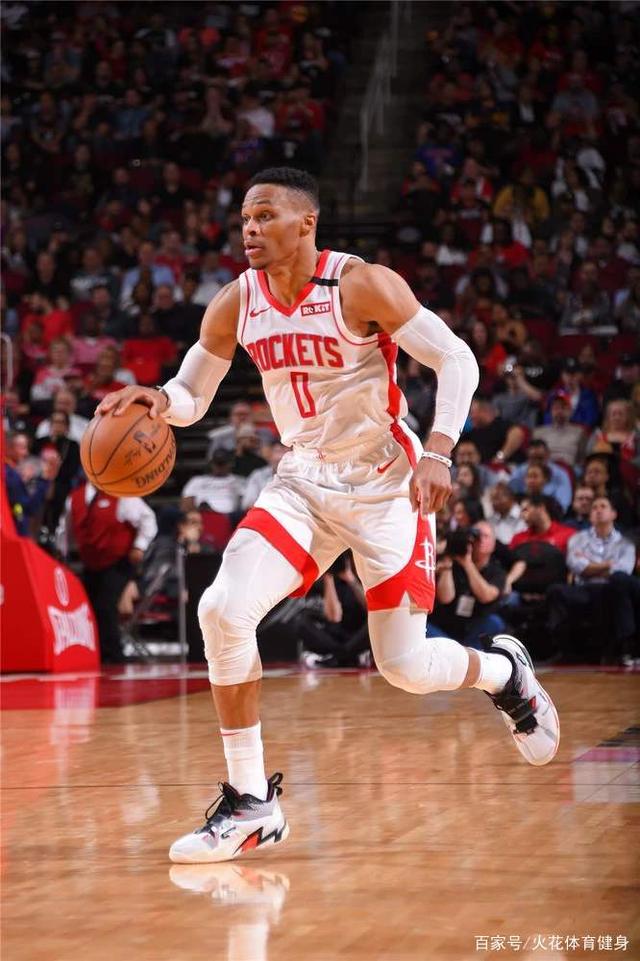 奥兰多魔术训练开放日，冲刺阶段队长鼓劲引欢呼，全明星赛在即，纪律约束更严格的简单介绍-开云